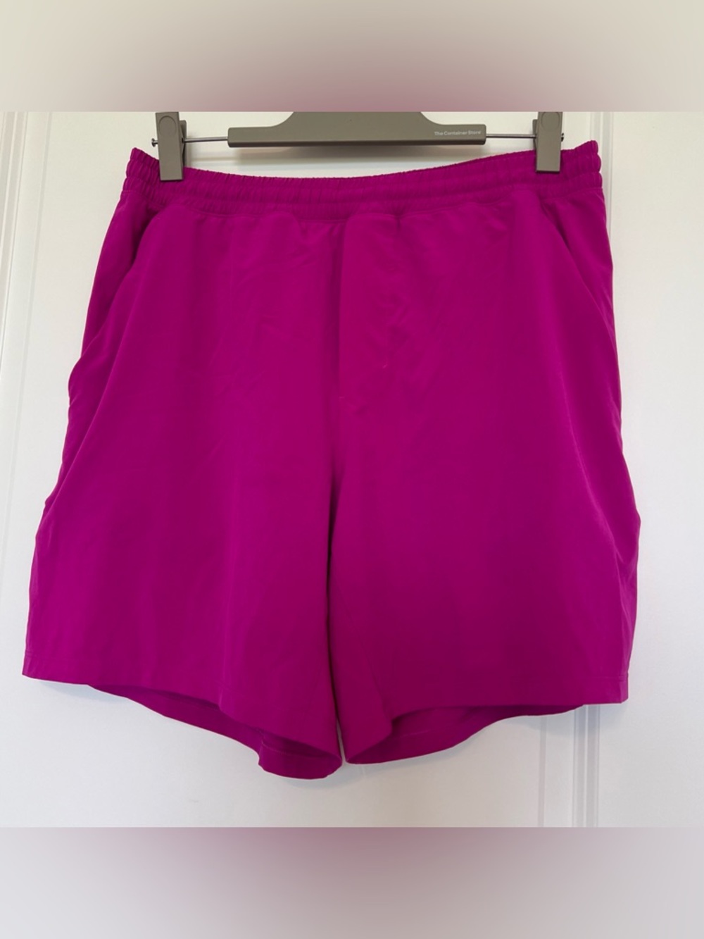 Lululemon Men bright Magenta unlined 7”inseam light Athletic Shorts XL GREAT